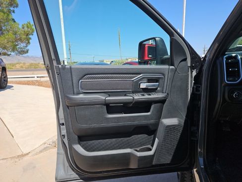 New 2026 RAM 2500 Big Horn AWD/4WD image 11