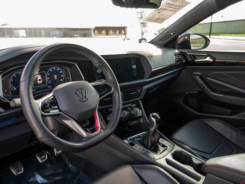 Used 2024 Volkswagen Jetta GLI Autobahn w/ GLI Black Package image 15