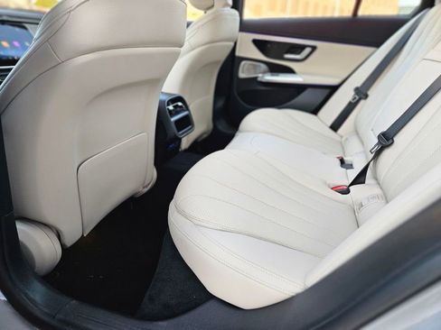New 2026 Mercedes-Benz E 350 4MATIC Sedan image 16