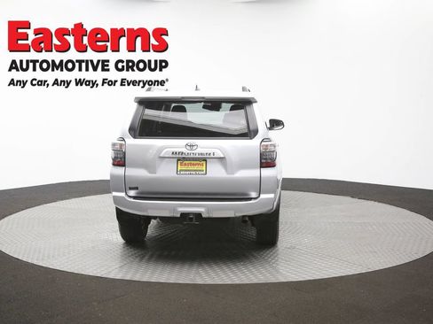 Used 2024 Toyota 4Runner SR5 AWD/4WD image 32