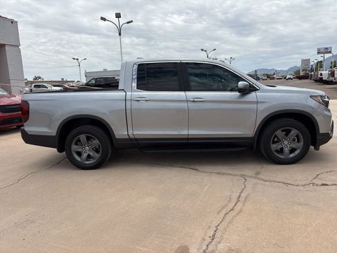 Used 2023 Honda Ridgeline RTL image 4