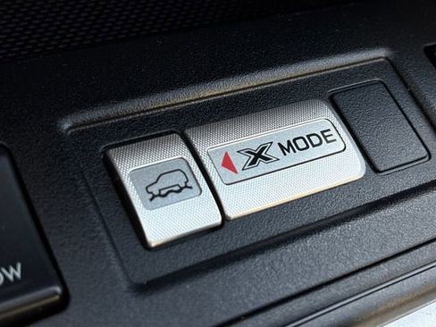 Used 2014 Subaru Forester 2.5i Touring AWD/4WD image 17