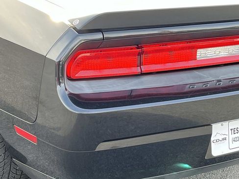 Used 2010 Dodge Challenger SRT8 w/ SRT Option Group II image 5