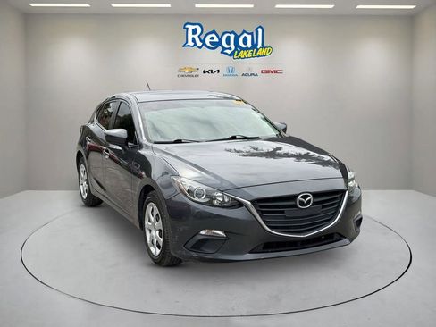 Used 2015 MAZDA MAZDA3 i Sport FWD image 1