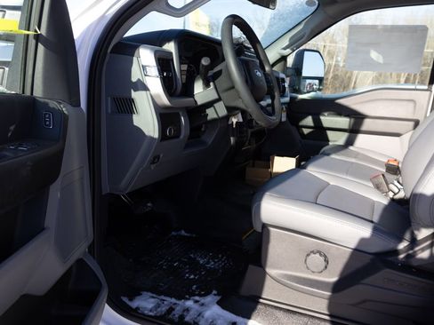New 2024 Ford F550 XL image 19