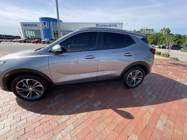 Used 2023 Buick Encore GX Select FWD image 24