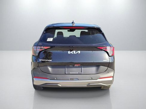 New 2026 Kia Sportage LX image 8