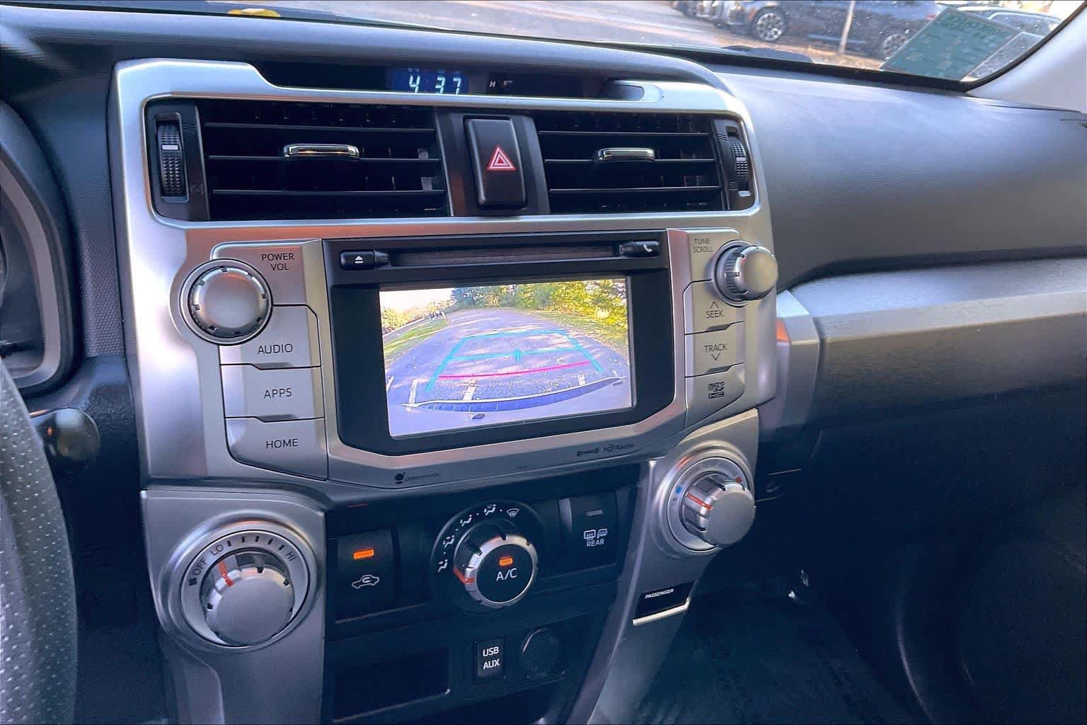 Used 2019 Toyota 4Runner SR5 Premium AWD/4WD image 27