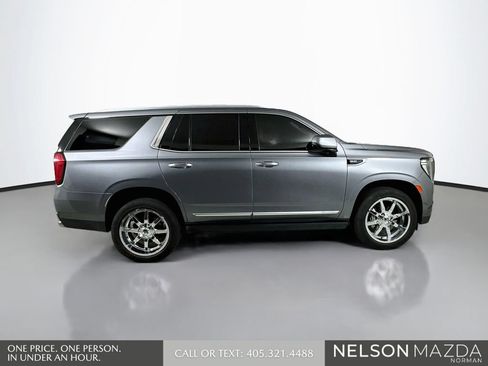 Used 2021 GMC Yukon Denali w/ Denali Premium Package AWD/4WD image 5