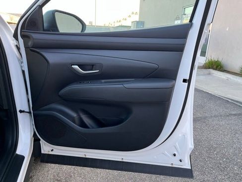 New 2026 Hyundai Tucson SE image 32