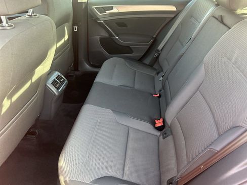 Used 2016 Volkswagen Golf S FWD image 14