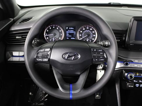 Used 2019 Hyundai Veloster 2.0 image 7