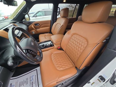 Used 2021 INFINITI QX80 Sensory w/ Cargo Package image 16