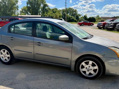Used 2010 Nissan Sentra 2.0 FWD image 10