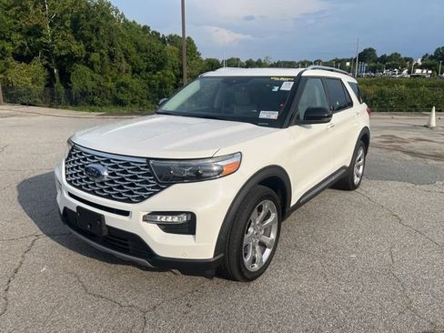 Used 2020 Ford Explorer Platinum w/ Premium Technology Package AWD/4WD image 3