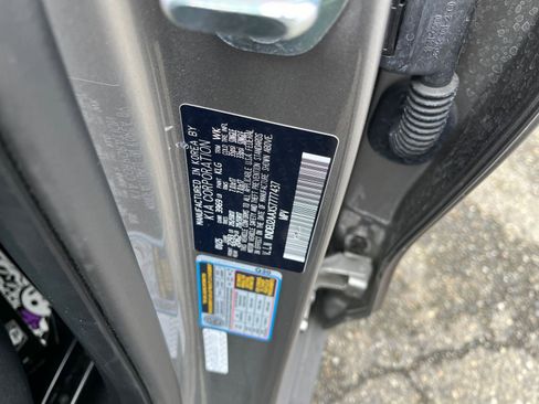 Used 2025 Kia Seltos S image 9