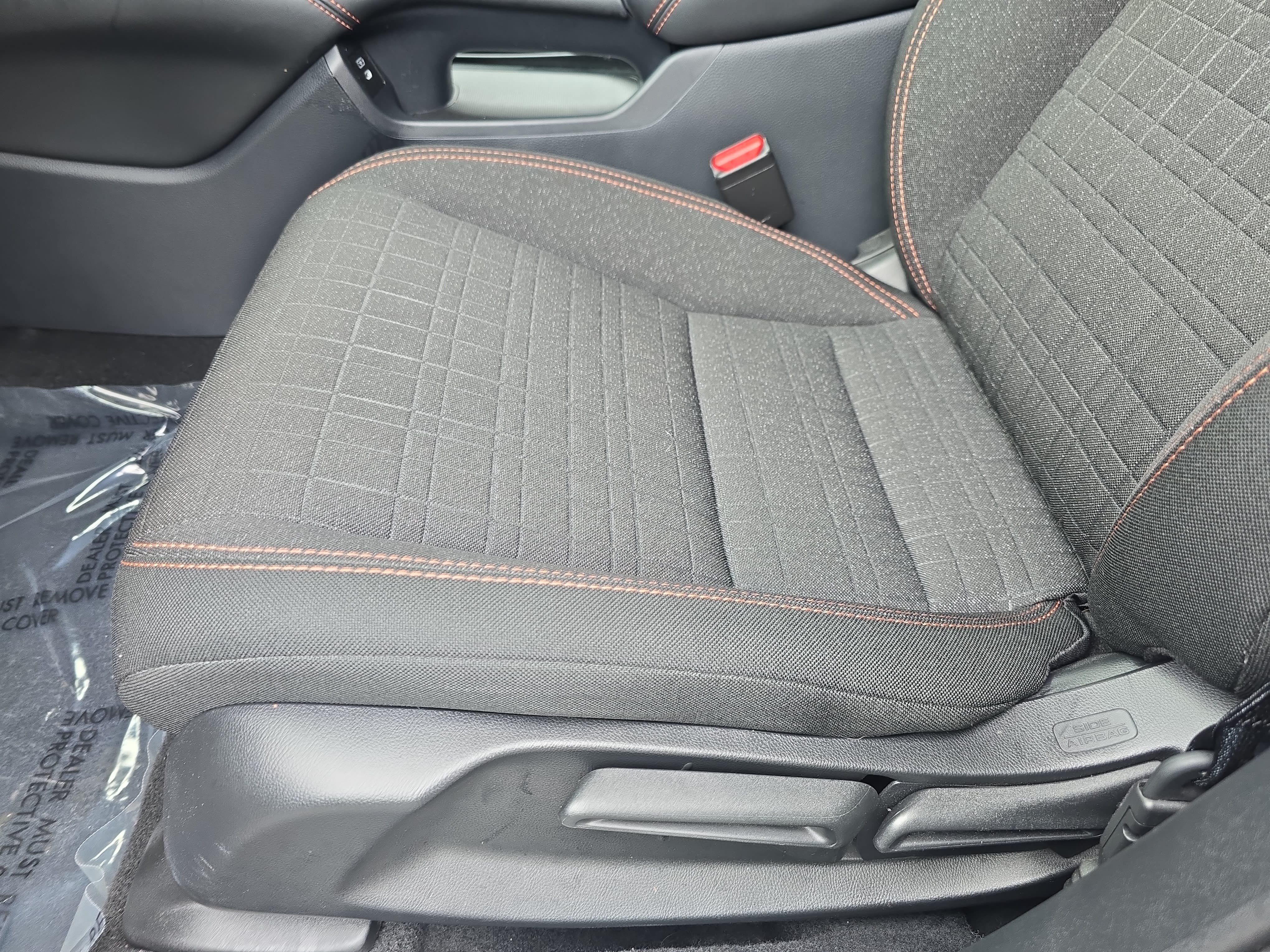 Certified 2025 Honda HR-V Sport image 28