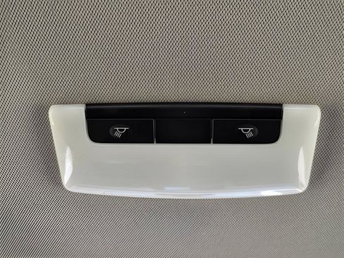 Used 2024 Nissan Rogue SL FWD image 16