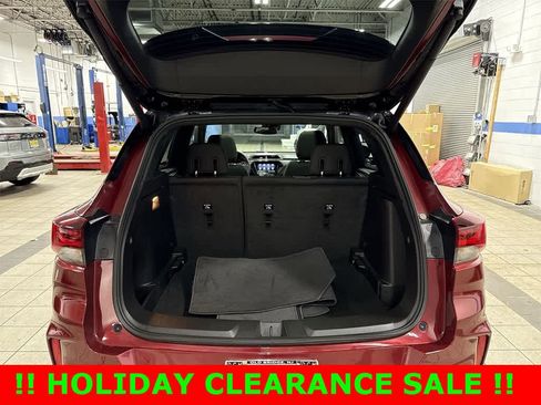 Used 2022 Chevrolet TrailBlazer RS w/ Sun and Liftgate Package image 11