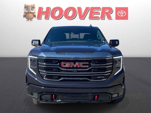 Used 2024 GMC Sierra 1500 AT4 w/ Technology Package image 7