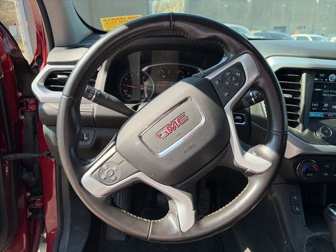 Used 2019 GMC Acadia SLT w/ Black Edition image 12