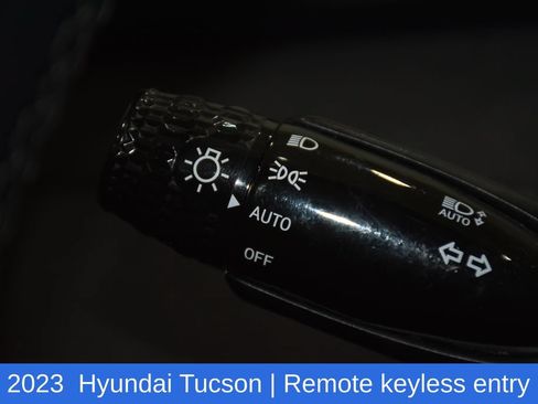 Used 2023 Hyundai Tucson Limited AWD/4WD image 10