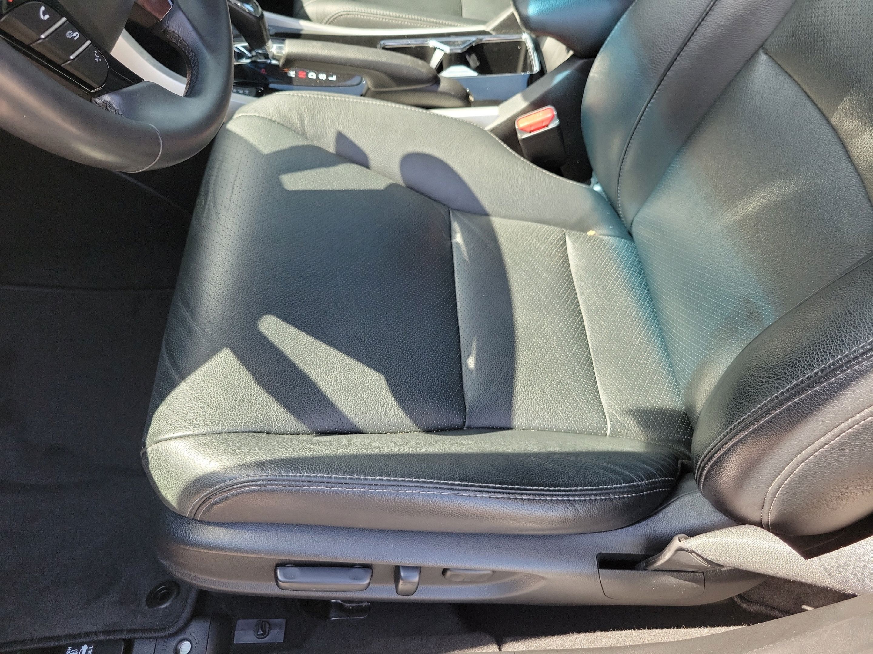 Used 2016 Honda Accord EX-L image 26
