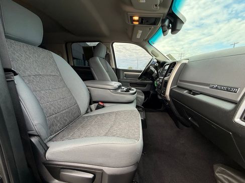 Used 2018 RAM 2500 Big Horn AWD/4WD image 26