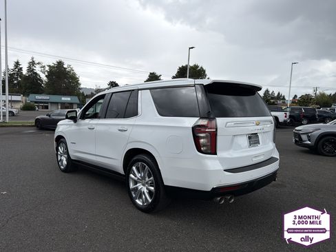 Used 2024 Chevrolet Tahoe High Country AWD/4WD image 3
