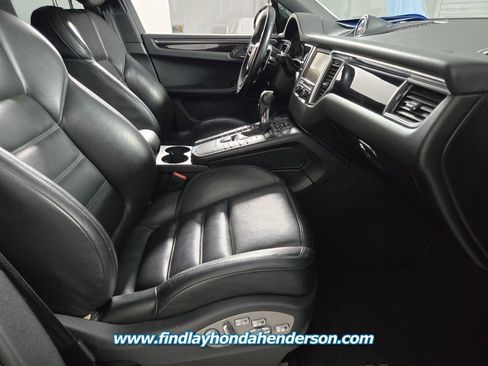 Used 2015 Porsche Macan S image 15
