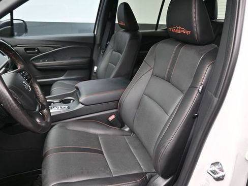 Used 2025 Honda Ridgeline TrailSport image 33