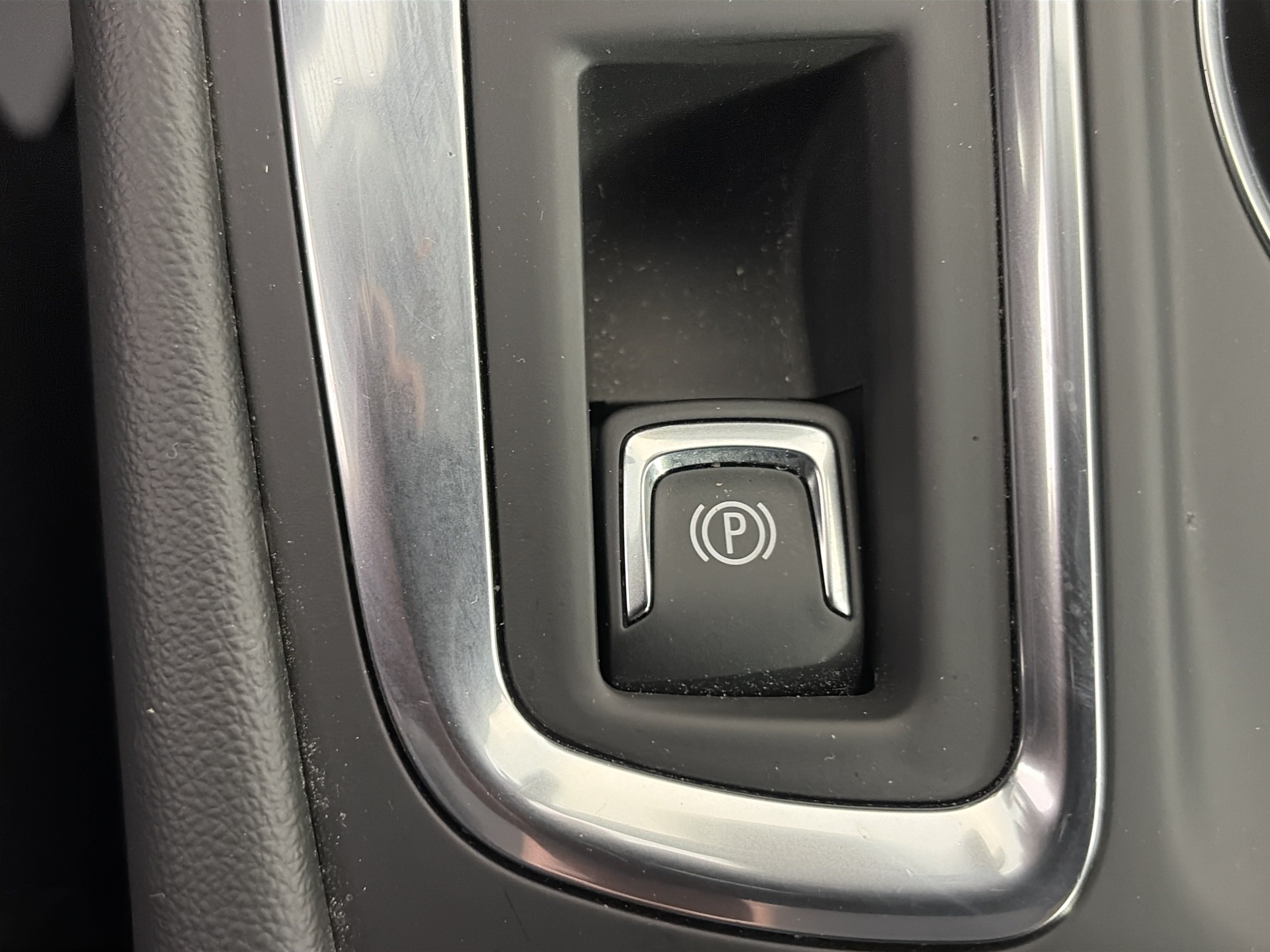 Used 2024 Chevrolet Equinox LT w/ LPO, Floor Liner Package AWD/4WD image 28