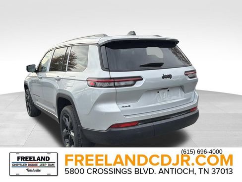 New 2025 Jeep Grand Cherokee L Altitude AWD/4WD image 5