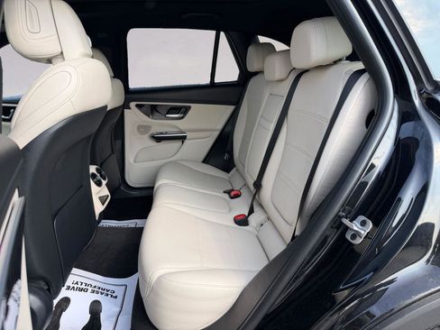 Certified 2024 Mercedes-Benz GLC 300 4MATIC image 13