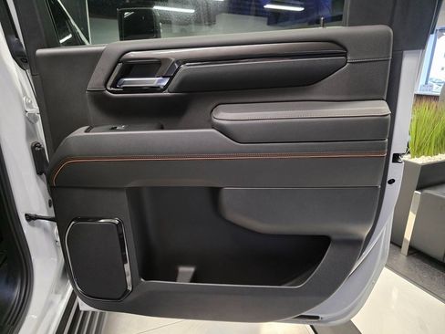 Used 2024 GMC Sierra 2500 AT4 w/ AT4 Premium Plus Package image 19