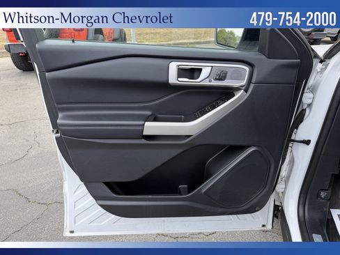 Used 2023 Ford Explorer Limited w/ Equipment Group 301A image 11