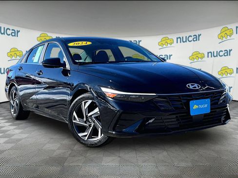 Used 2024 Hyundai Elantra SEL w/ Convenience Package image 1