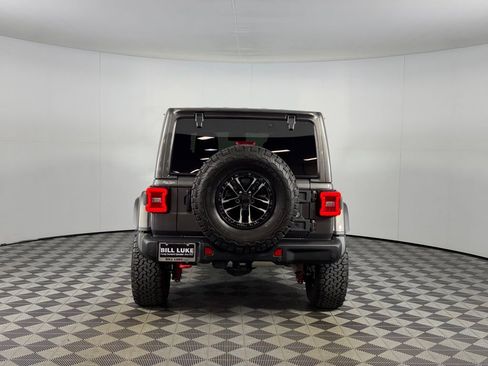 Certified 2025 Jeep Wrangler Unlimited Rubicon image 6