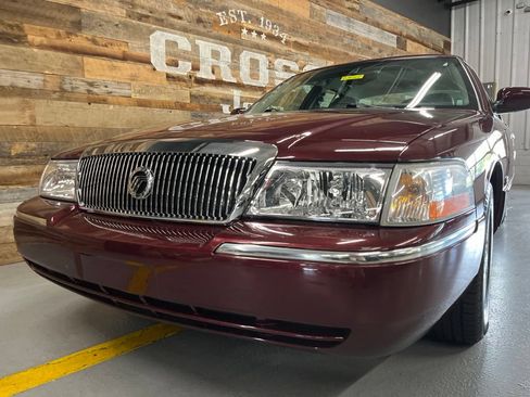Used 2005 Mercury Grand Marquis LS RWD image 16