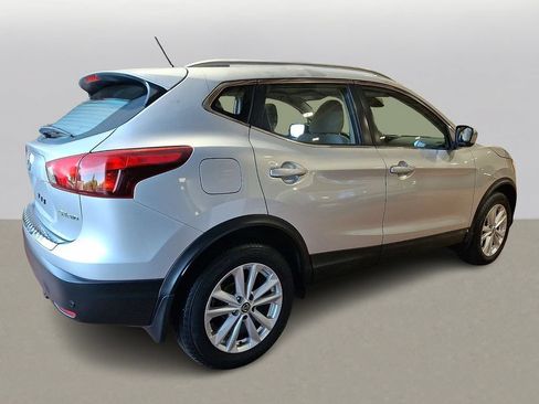 Used 2019 Nissan Rogue Sport SV w/ All-Weather Package AWD/4WD image 3
