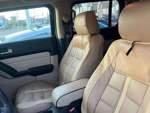Used 2008 HUMMER H3 Luxury AWD/4WD image 10