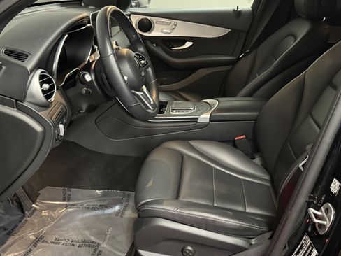 Used 2022 Mercedes-Benz GLC 300 image 24