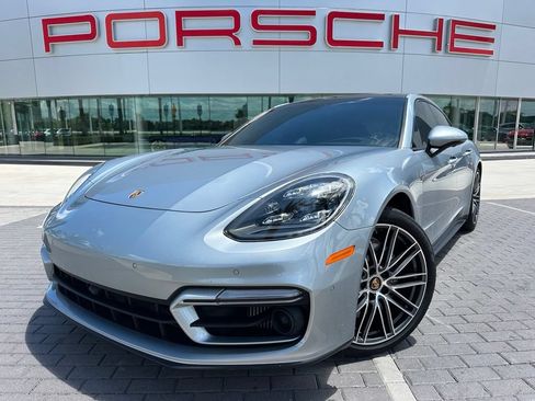 Certified 2022 Porsche Panamera GTS AWD/4WD image 1