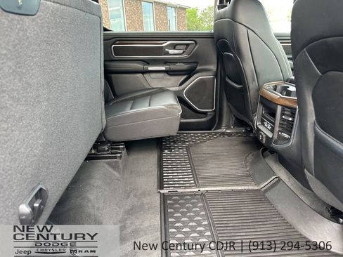 Used 2021 RAM 1500 Laramie AWD/4WD image 11