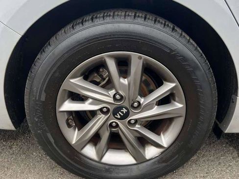 Used 2020 Kia Optima LX image 13