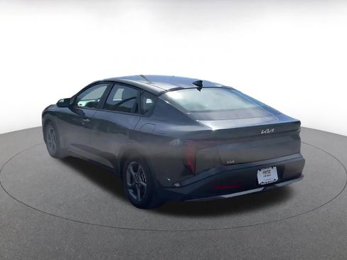 Used 2025 Kia K4 LXS FWD image 10