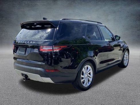 Used 2018 Land Rover Discovery HSE image 9