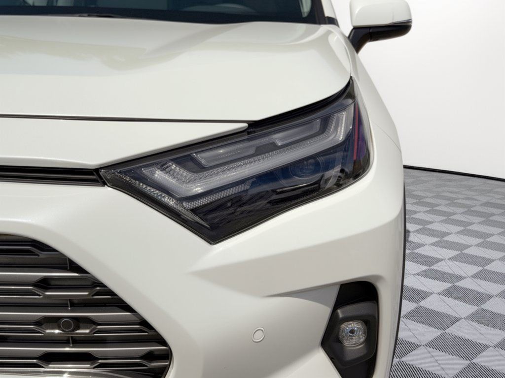 Used 2024 Toyota RAV4 Limited FWD image 12