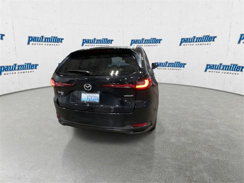 Certified 2025 MAZDA CX-90 3.3 Turbo w/ Preferred Package image 10