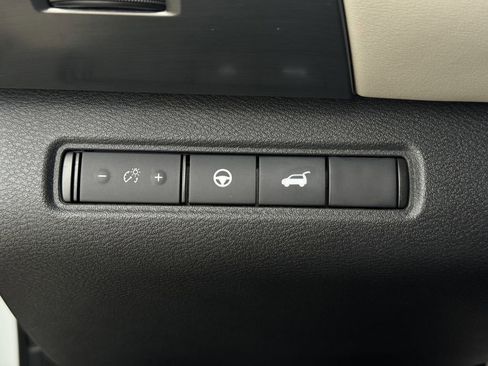 Used 2023 Nissan Pathfinder SL w/ SL Premium Package AWD/4WD image 22